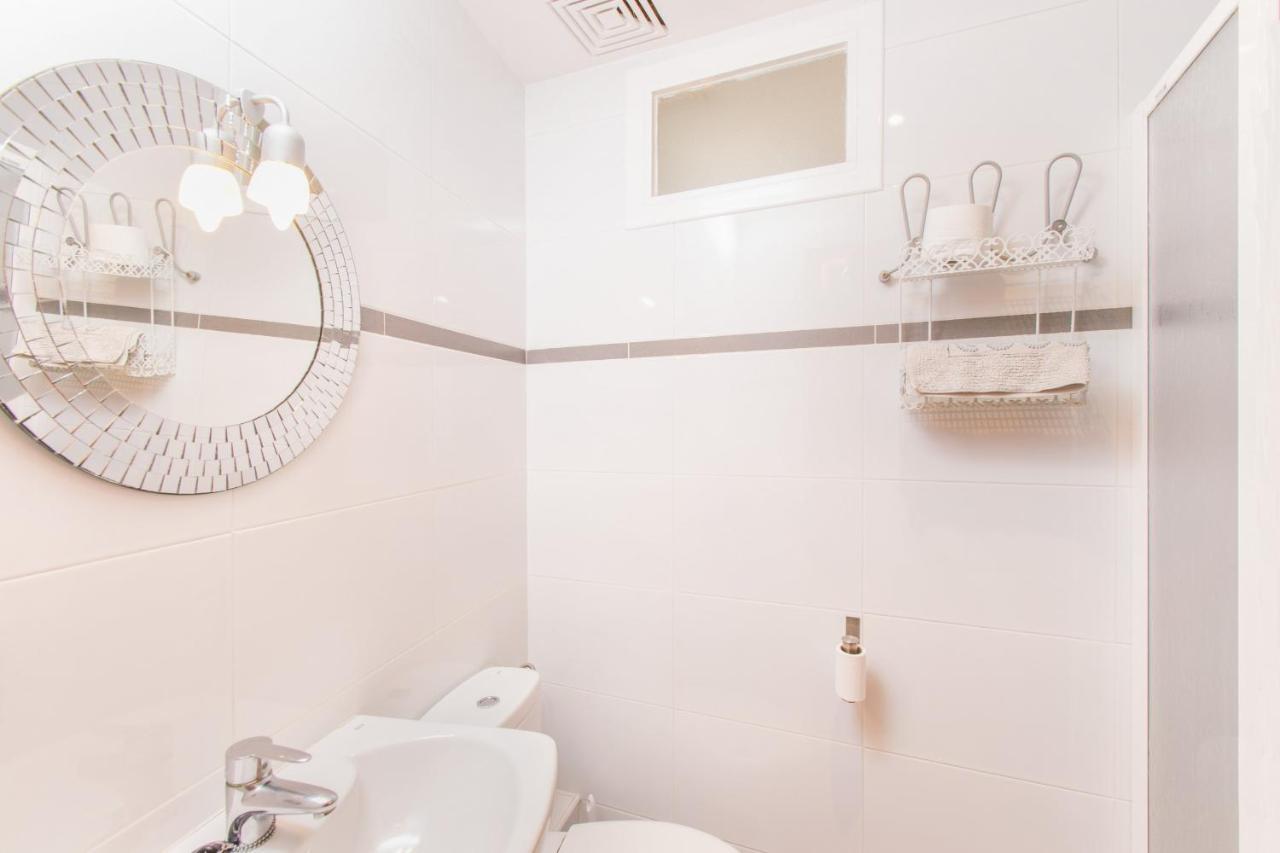 Apartamentos Carabela Beach Alcudia By Mallorca Villa Selection מראה חיצוני תמונה