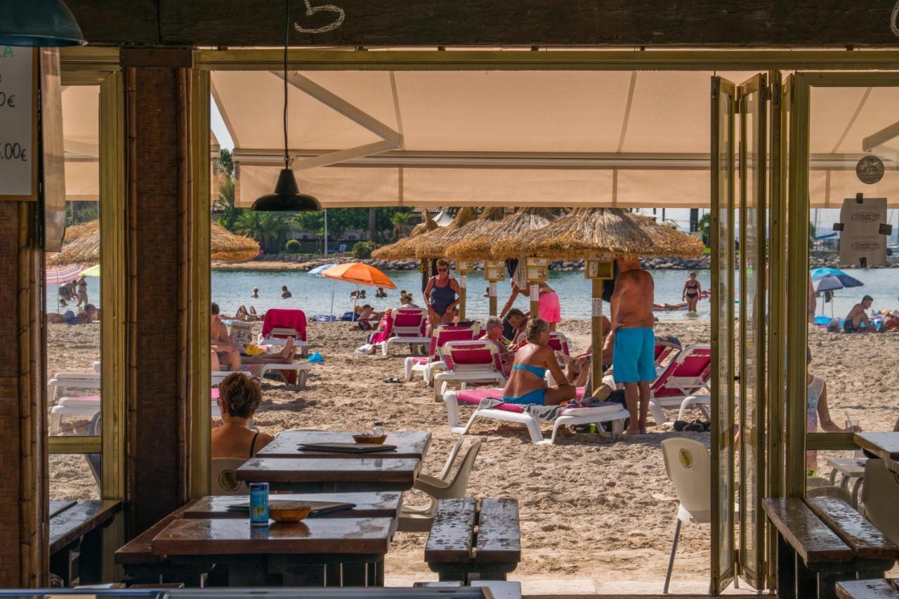 Apartamentos Carabela Beach Alcudia By Mallorca Villa Selection מראה חיצוני תמונה